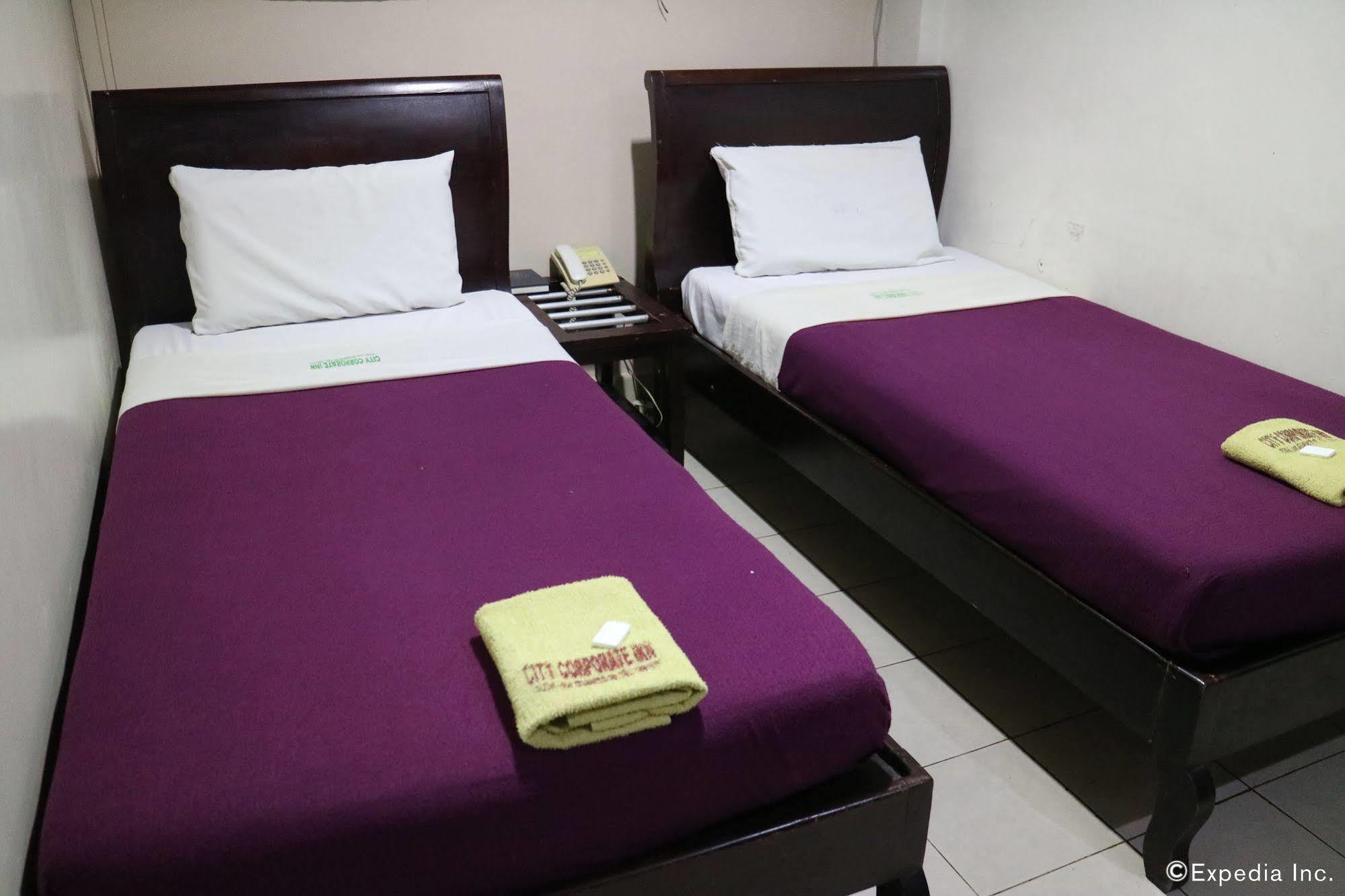 City Corporate Inn Iloilo Zewnętrze zdjęcie