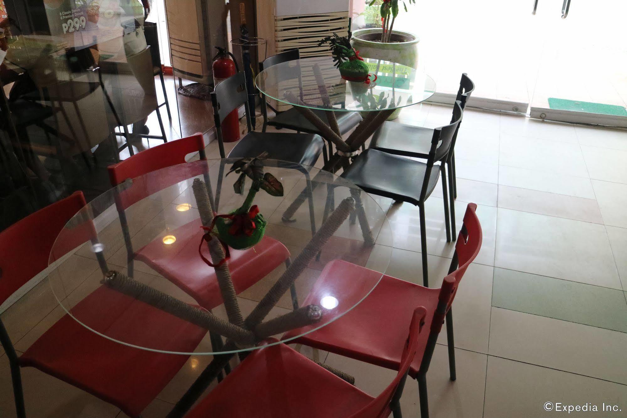 City Corporate Inn Iloilo Zewnętrze zdjęcie