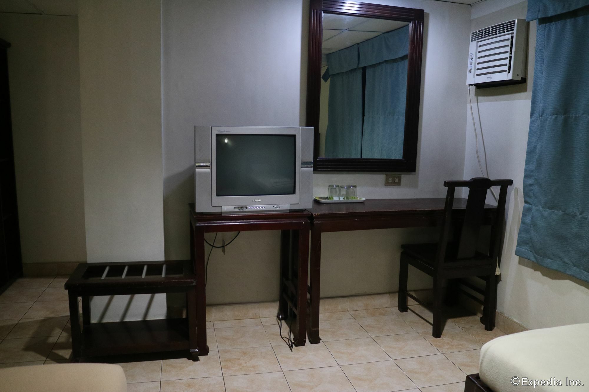 City Corporate Inn Iloilo Zewnętrze zdjęcie